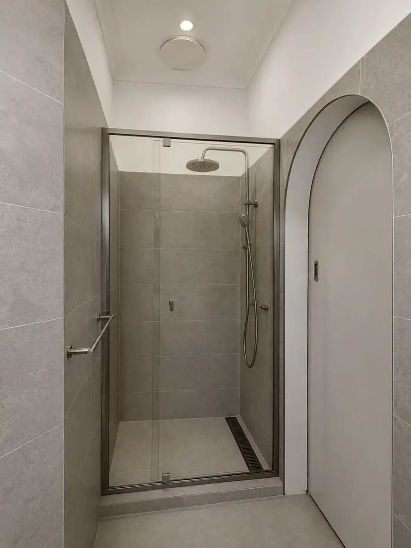 Rescom Complete ensuite renovation, Balwyn