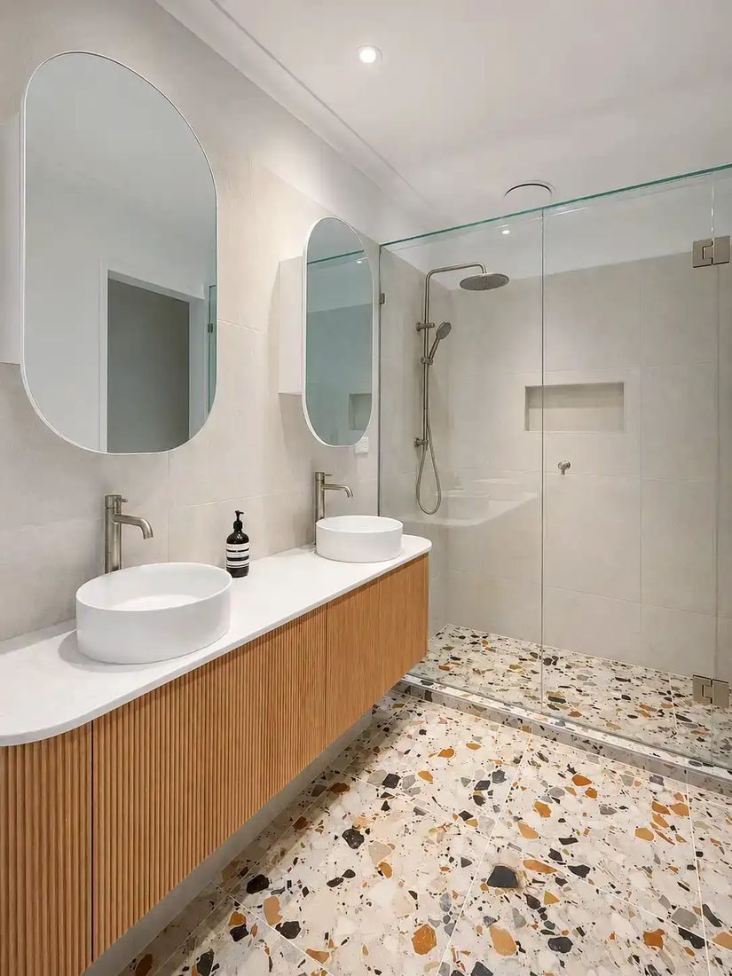 Rescom Complete ensuite renovation, Thornbury